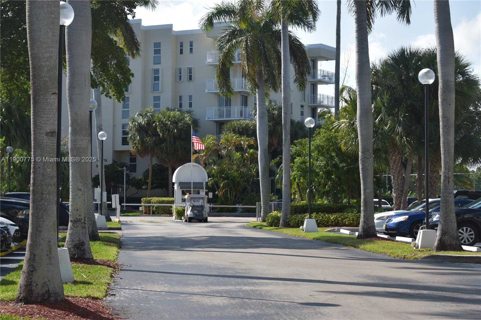 Small Image of 16570 NORTH EAST 26TH AVE #3C, North Miami Beach Number 21