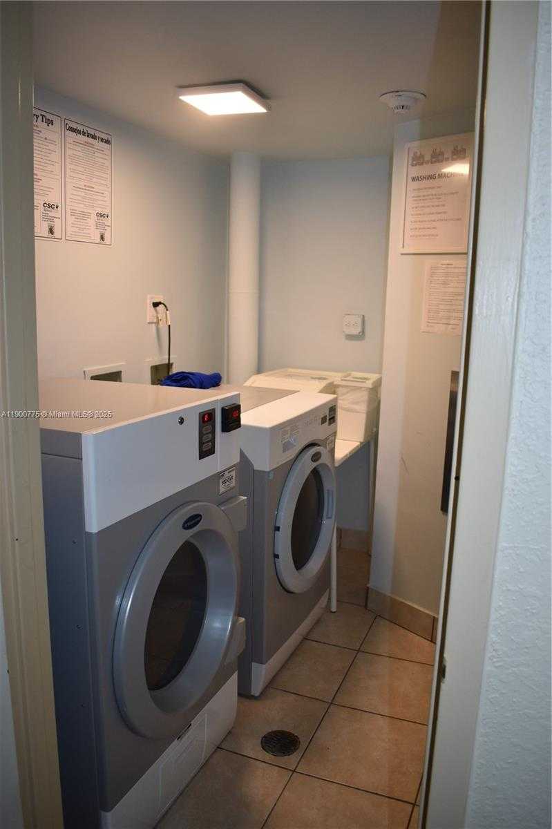 Small Image of 16570 NORTH EAST 26TH AVE #3C, North Miami Beach Number 22