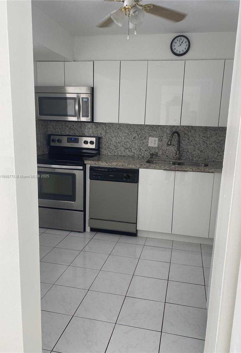 Small Image of 16570 NORTH EAST 26TH AVE #3C, North Miami Beach Number 8