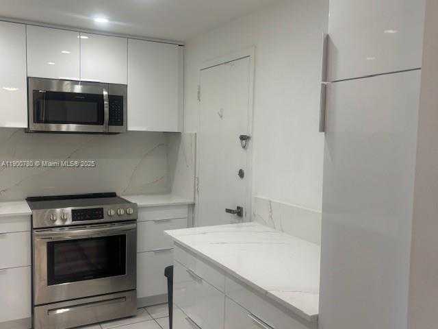 Small Image of 300 BAYVIEW DR #509, Sunny Isles Beach Number 7