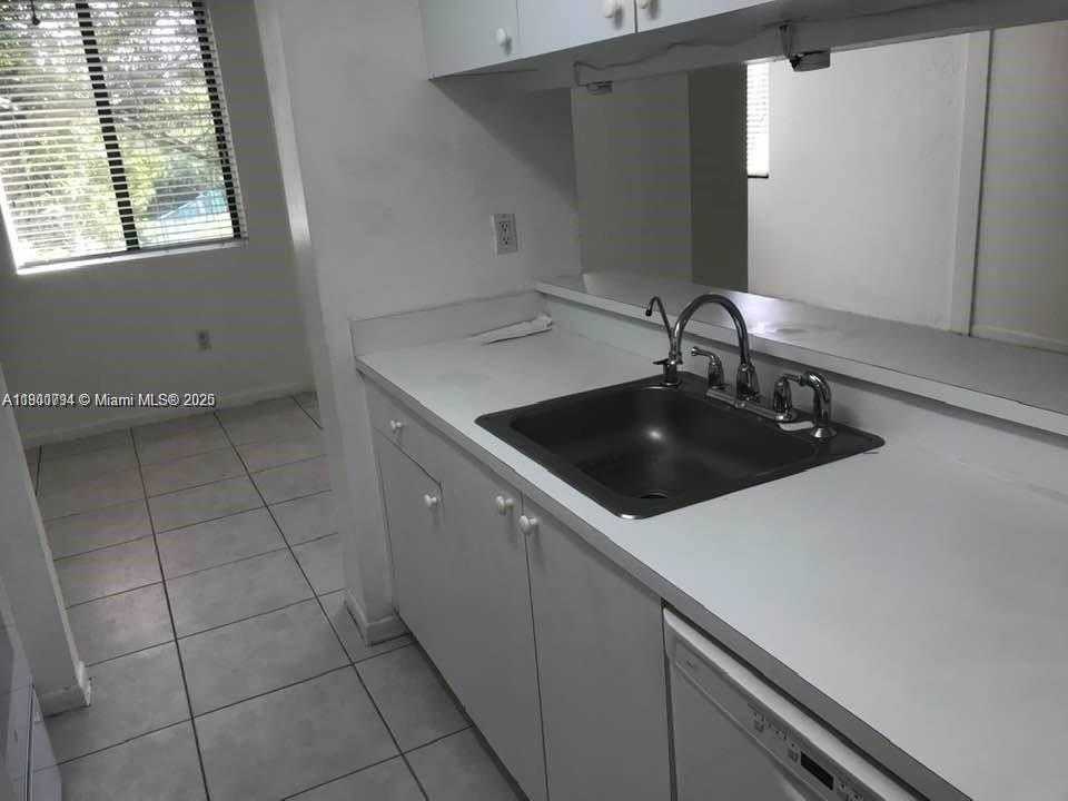 Small Image of 8215 SOUTH WEST 152ND AVE #G-206, Miami Number 13