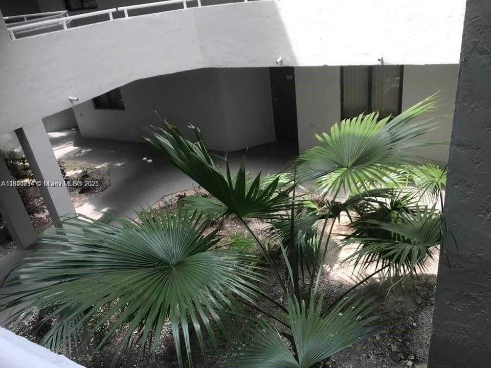 Small Image of 8215 SOUTH WEST 152ND AVE #G-206, Miami Number 16