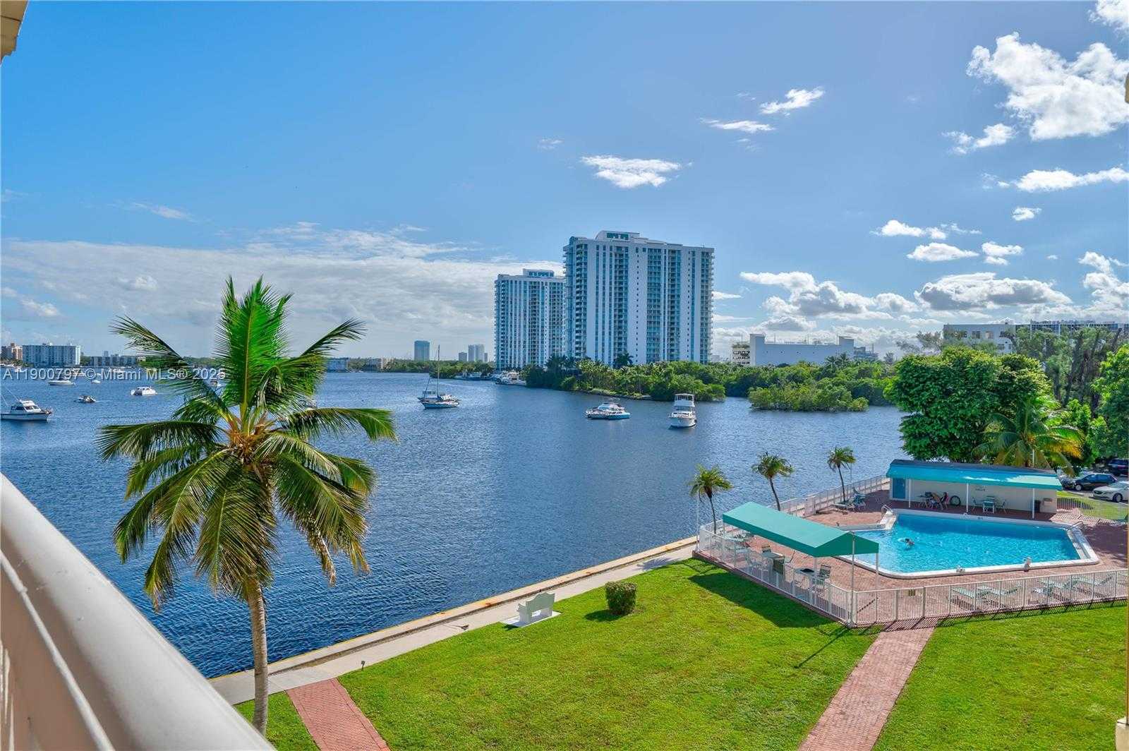 Small Image of 2910 POINT EAST DR #M412, Aventura Number 20