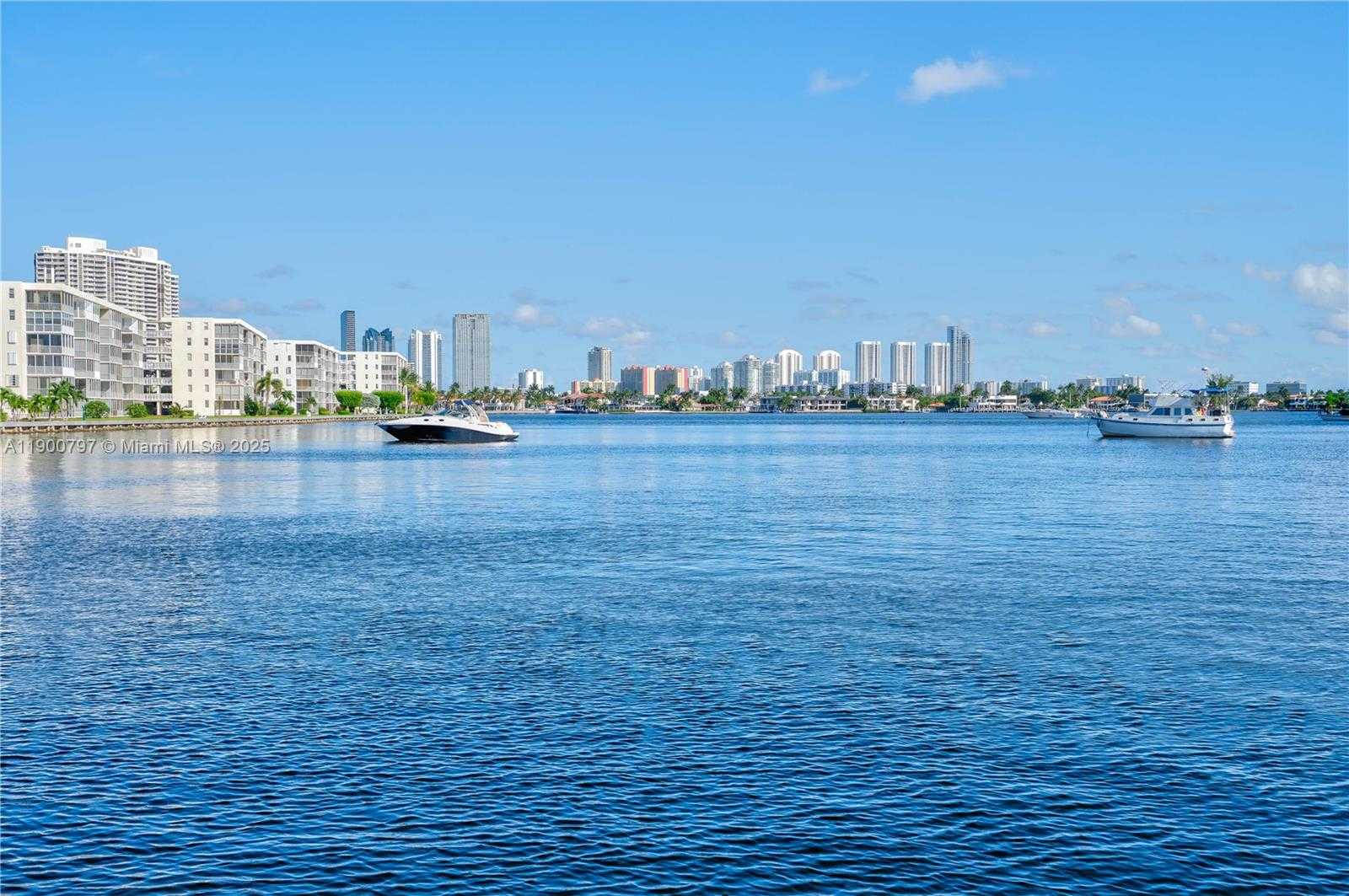 Small Image of 2910 POINT EAST DR #M412, Aventura Number 24