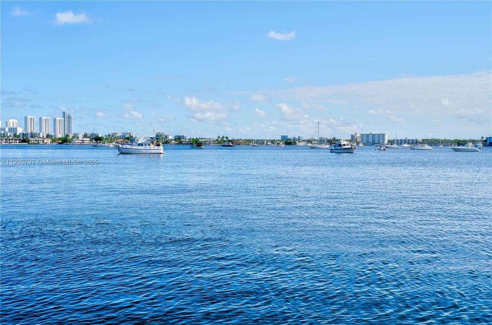 Small Image of 2910 POINT EAST DR #M412, Aventura Number 25