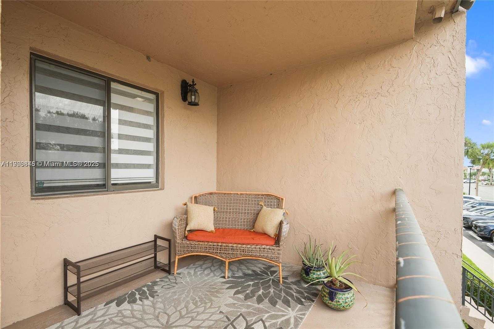 Small Image of 380 RACQUET CLUB RD #204, Weston Number 18