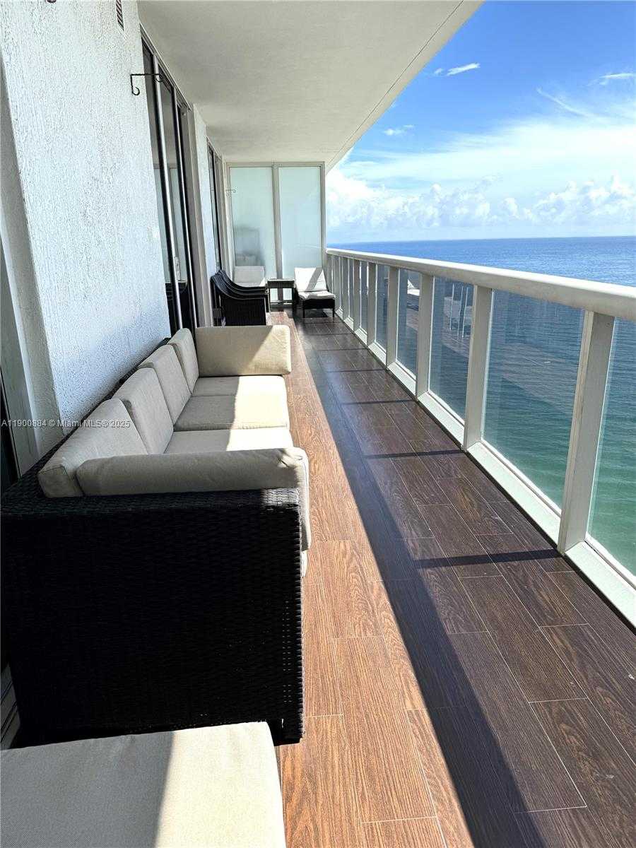 Small Image of 1830 SOUTH OCEAN DR #3303, Hallandale Beach Number 2