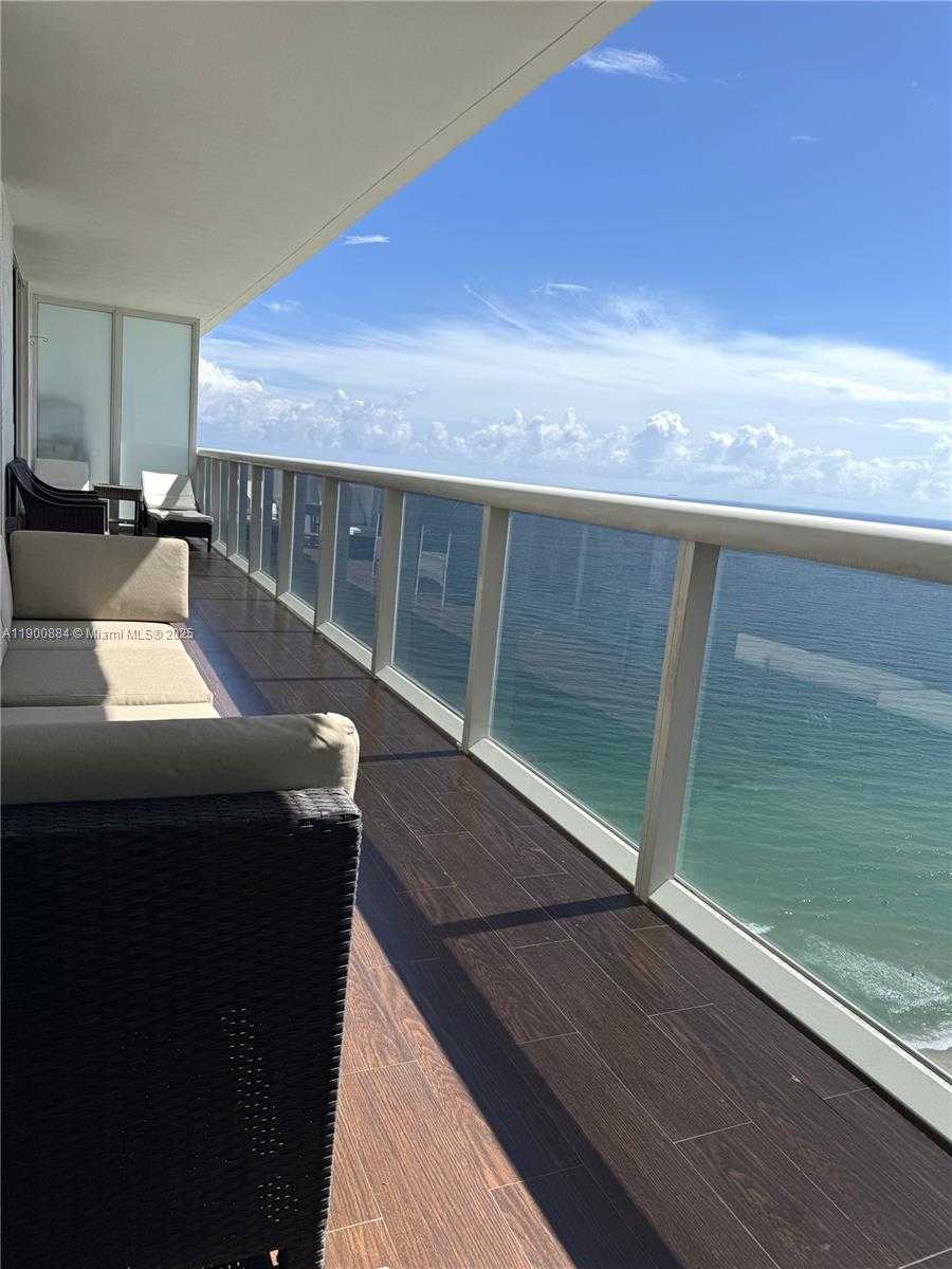Small Image of 1830 SOUTH OCEAN DR #3303, Hallandale Beach Number 3