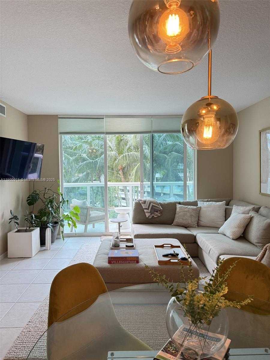 Small Image of 347 NORTH NEW RIVER DR E #907, Fort Lauderdale Number 3