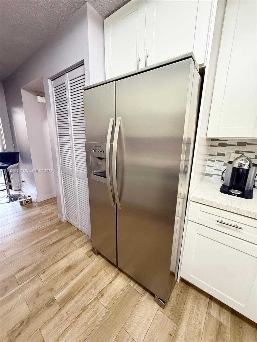 Small Image of 6169 170TH TER, Hialeah Number 14