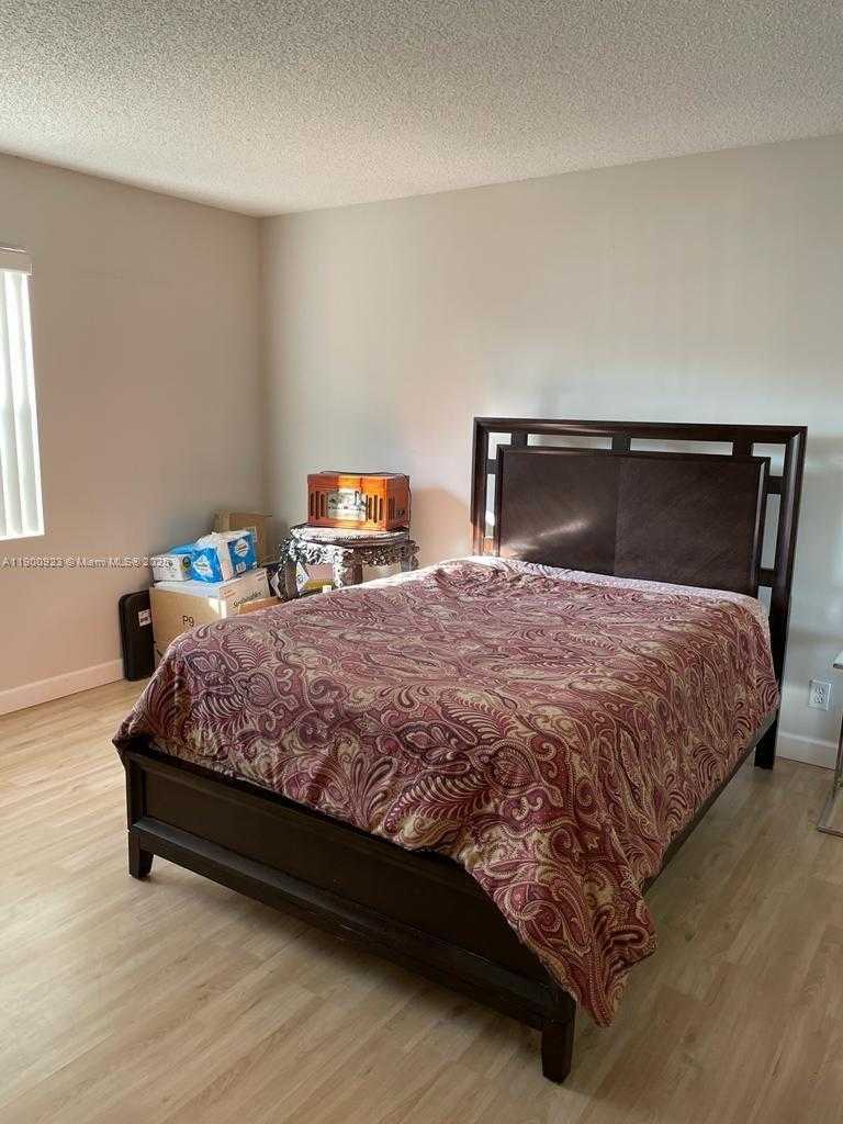 Small Image of 6169 170TH TER, Hialeah Number 16