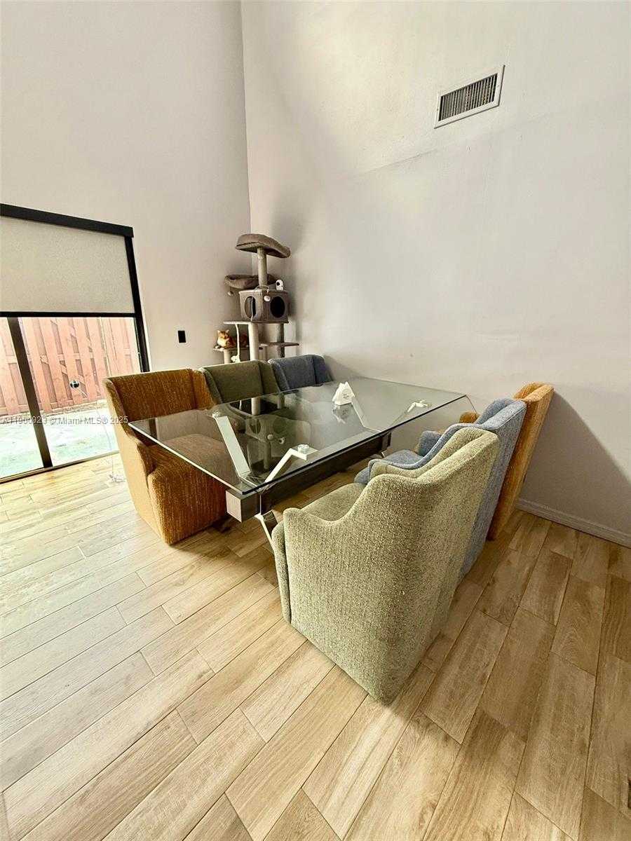 Small Image of 6169 170TH TER, Hialeah Number 2