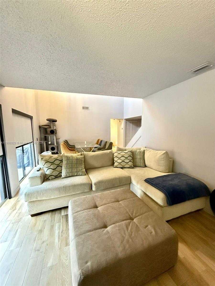 Small Image of 6169 170TH TER, Hialeah Number 8