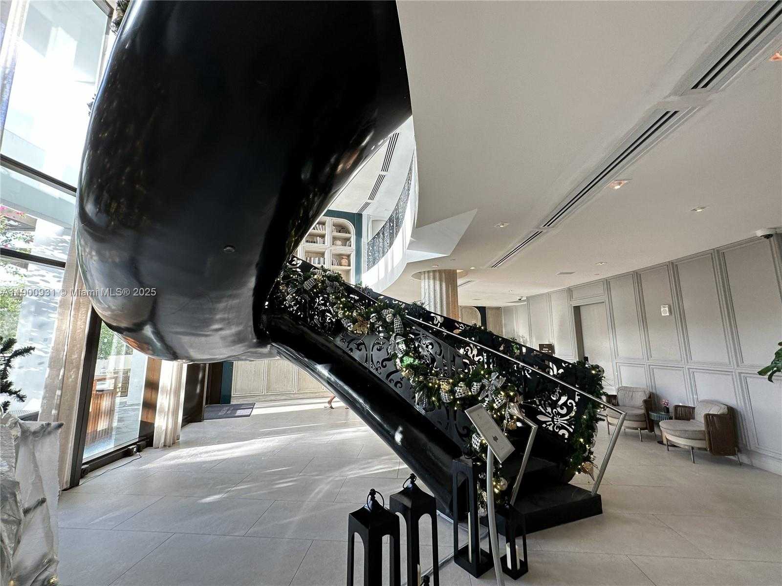 Small Image of 1100 WEST AVE #1520, Miami Beach Number 10