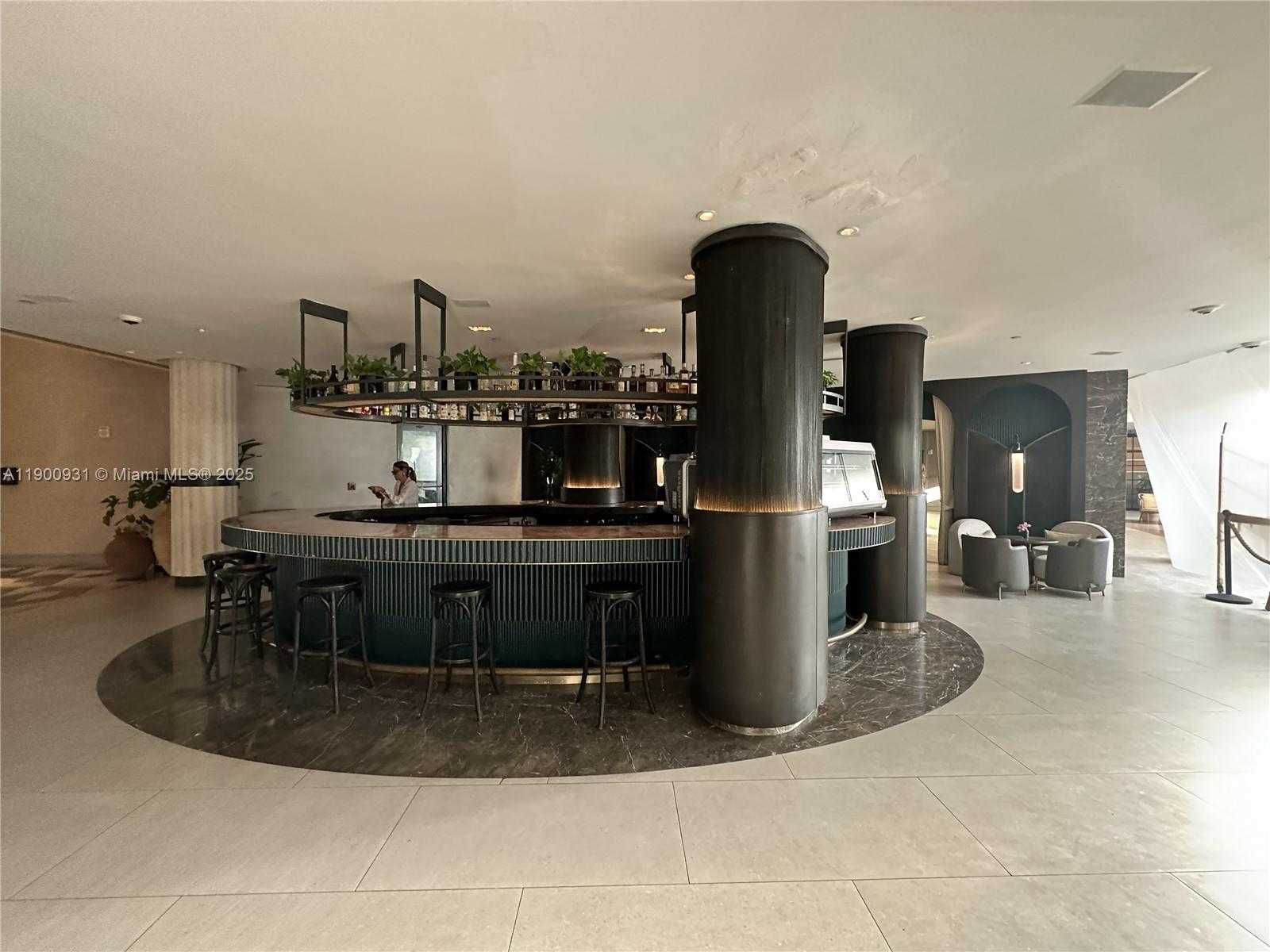 Small Image of 1100 WEST AVE #1520, Miami Beach Number 11