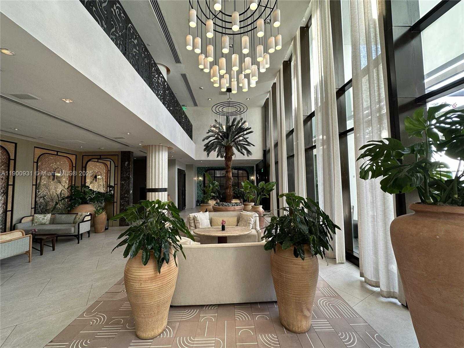 Small Image of 1100 WEST AVE #1520, Miami Beach Number 9