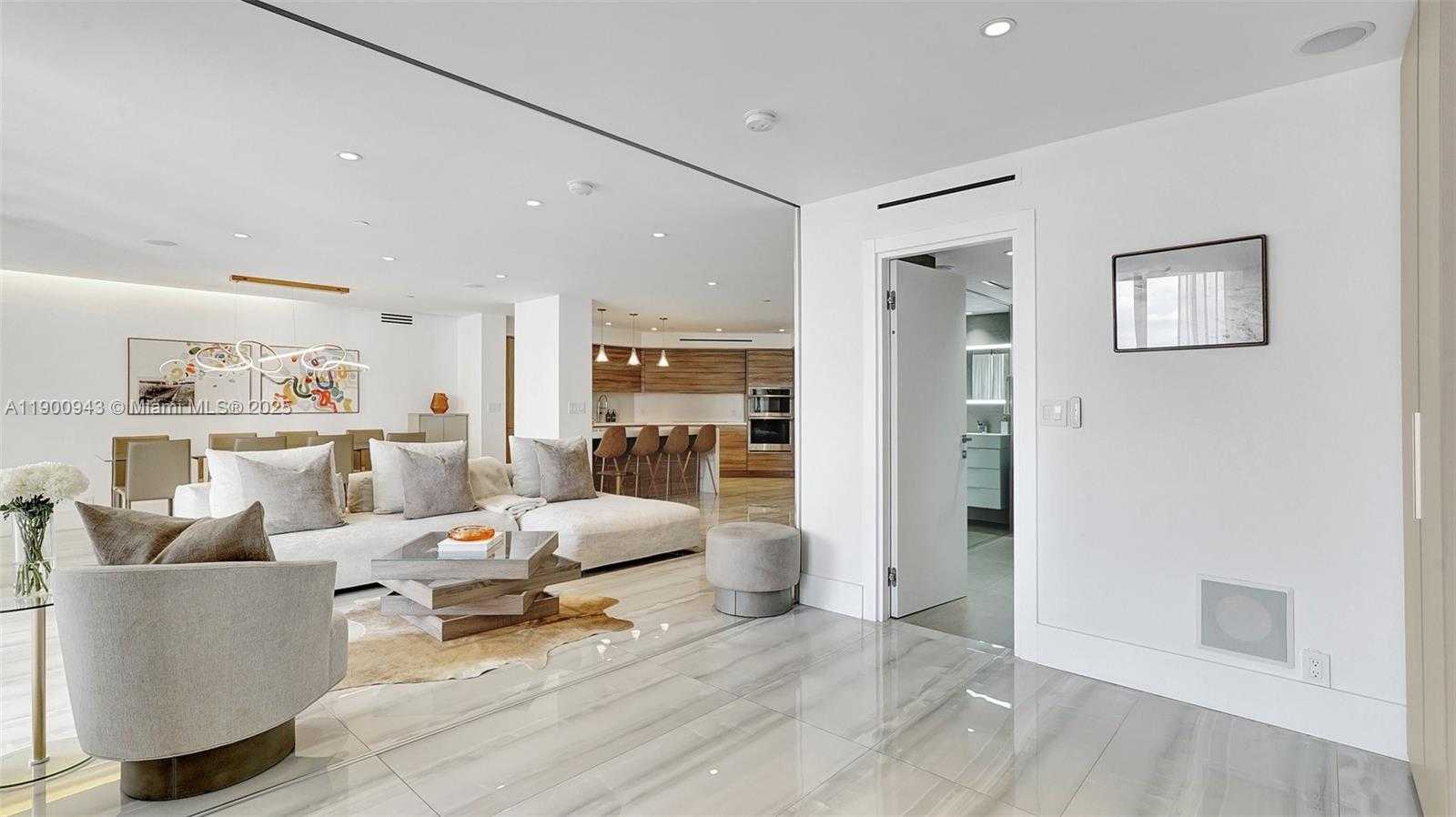 Small Image of 3000 ISLAND BLVD #905, Aventura Number 13