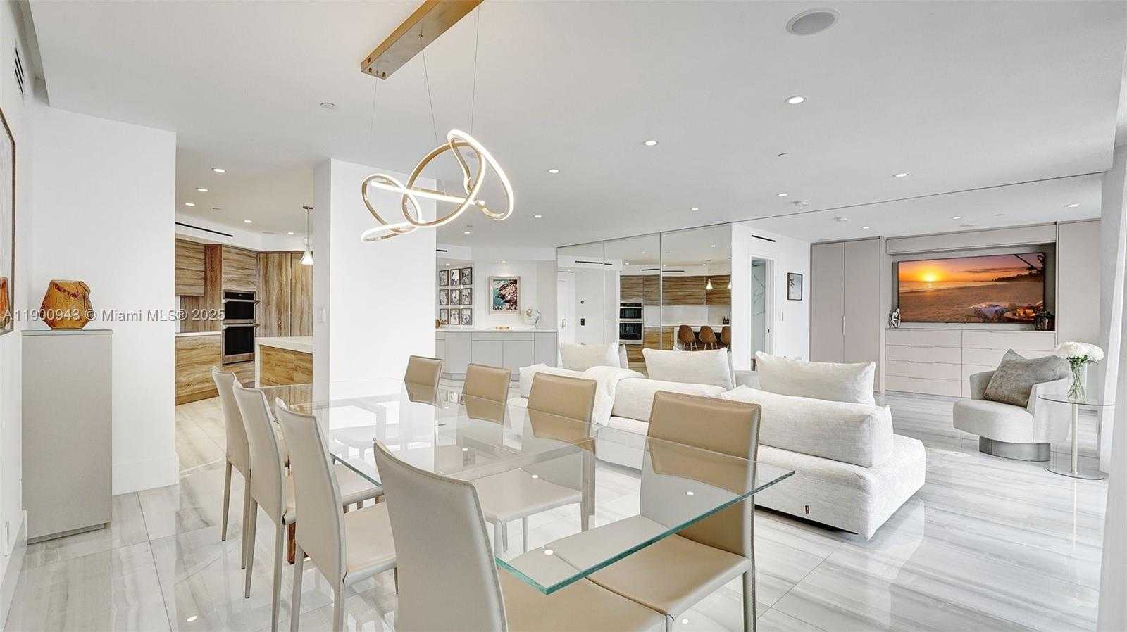 Small Image of 3000 ISLAND BLVD #905, Aventura Number 19