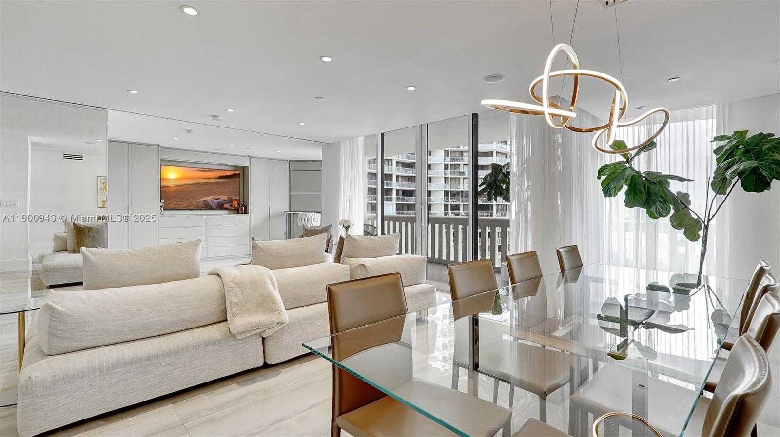 Small Image of 3000 ISLAND BLVD #905, Aventura Number 22