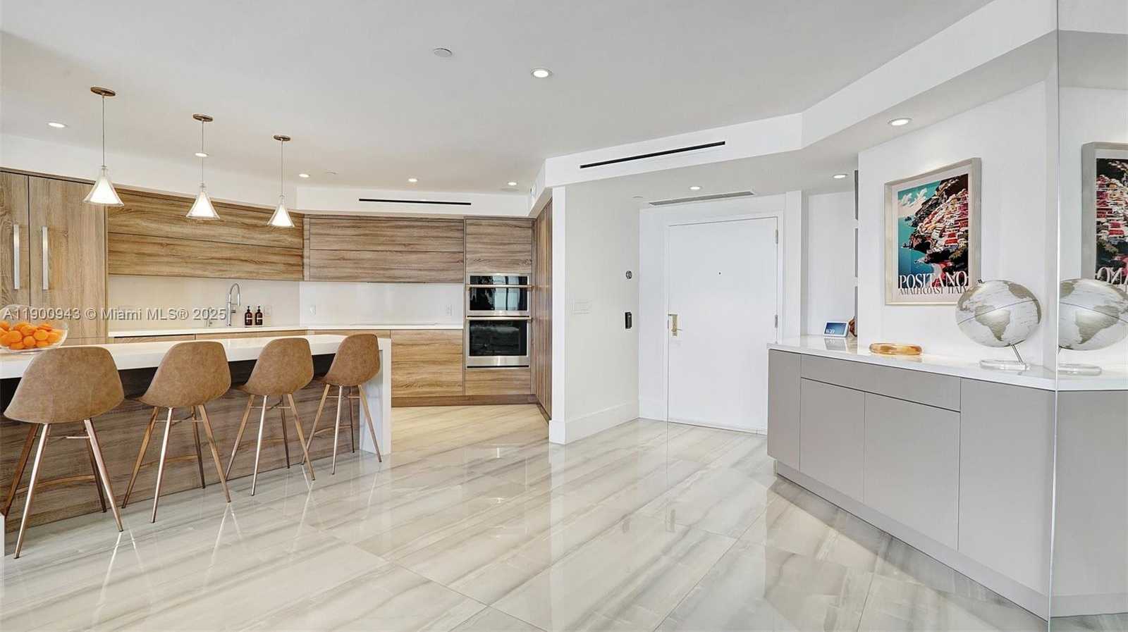 Small Image of 3000 ISLAND BLVD #905, Aventura Number 27