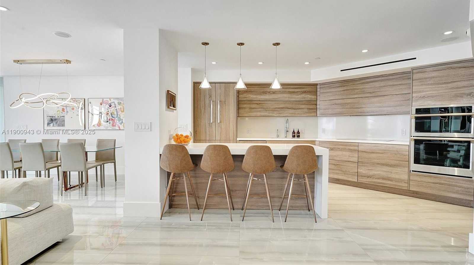 Small Image of 3000 ISLAND BLVD #905, Aventura Number 30