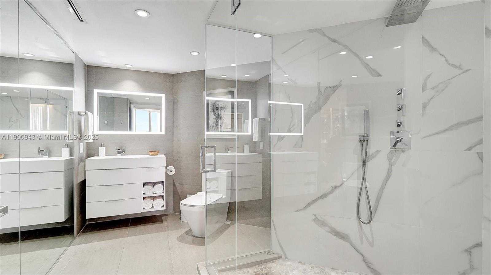 Small Image of 3000 ISLAND BLVD #905, Aventura Number 43