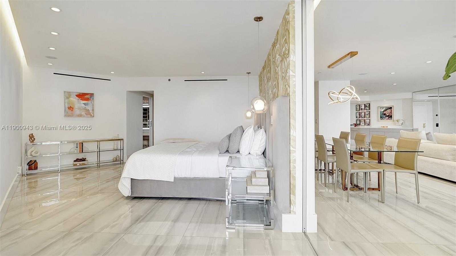 Small Image of 3000 ISLAND BLVD #905, Aventura Number 48