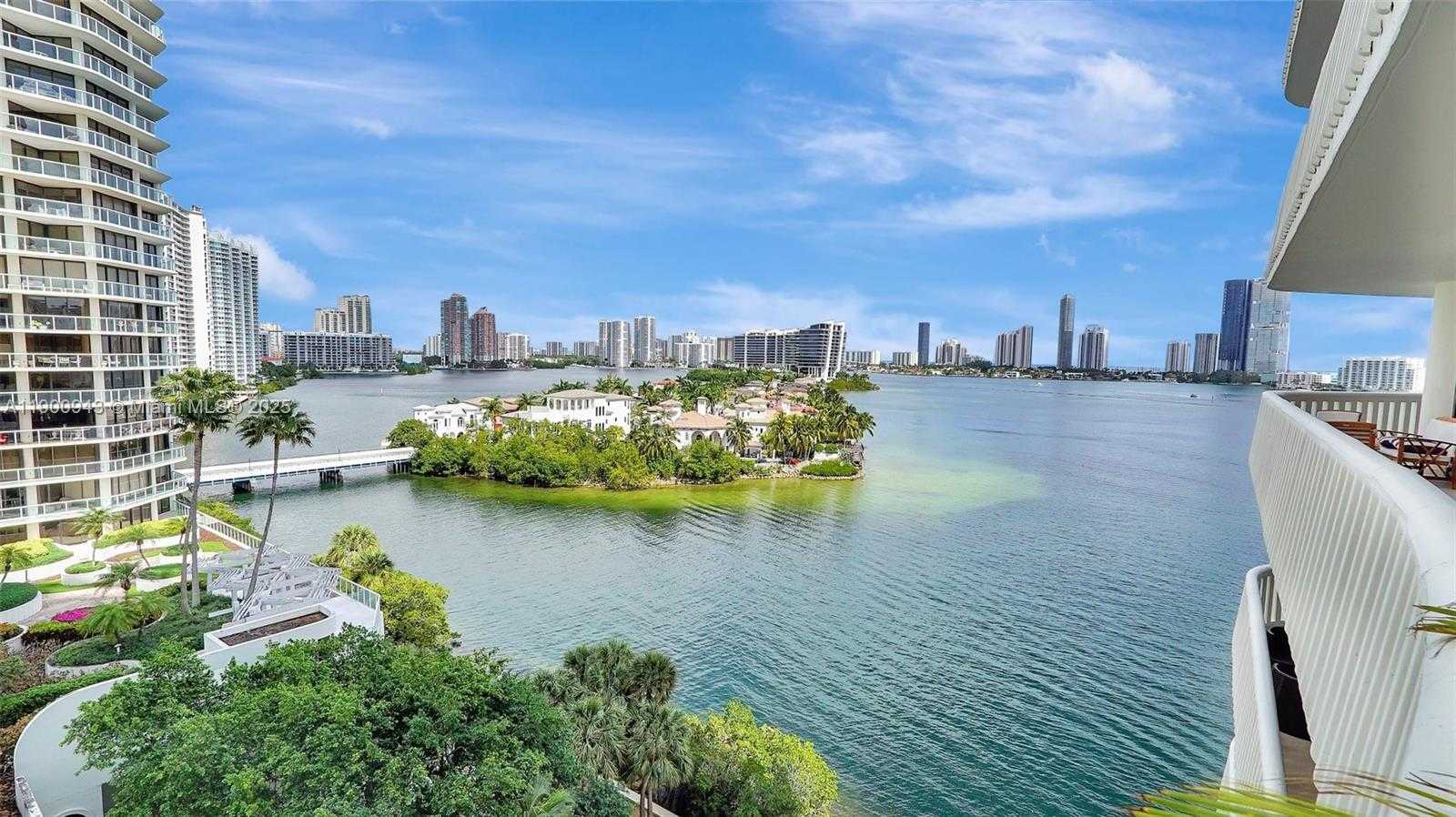 Small Image of 3000 ISLAND BLVD #905, Aventura Number 6