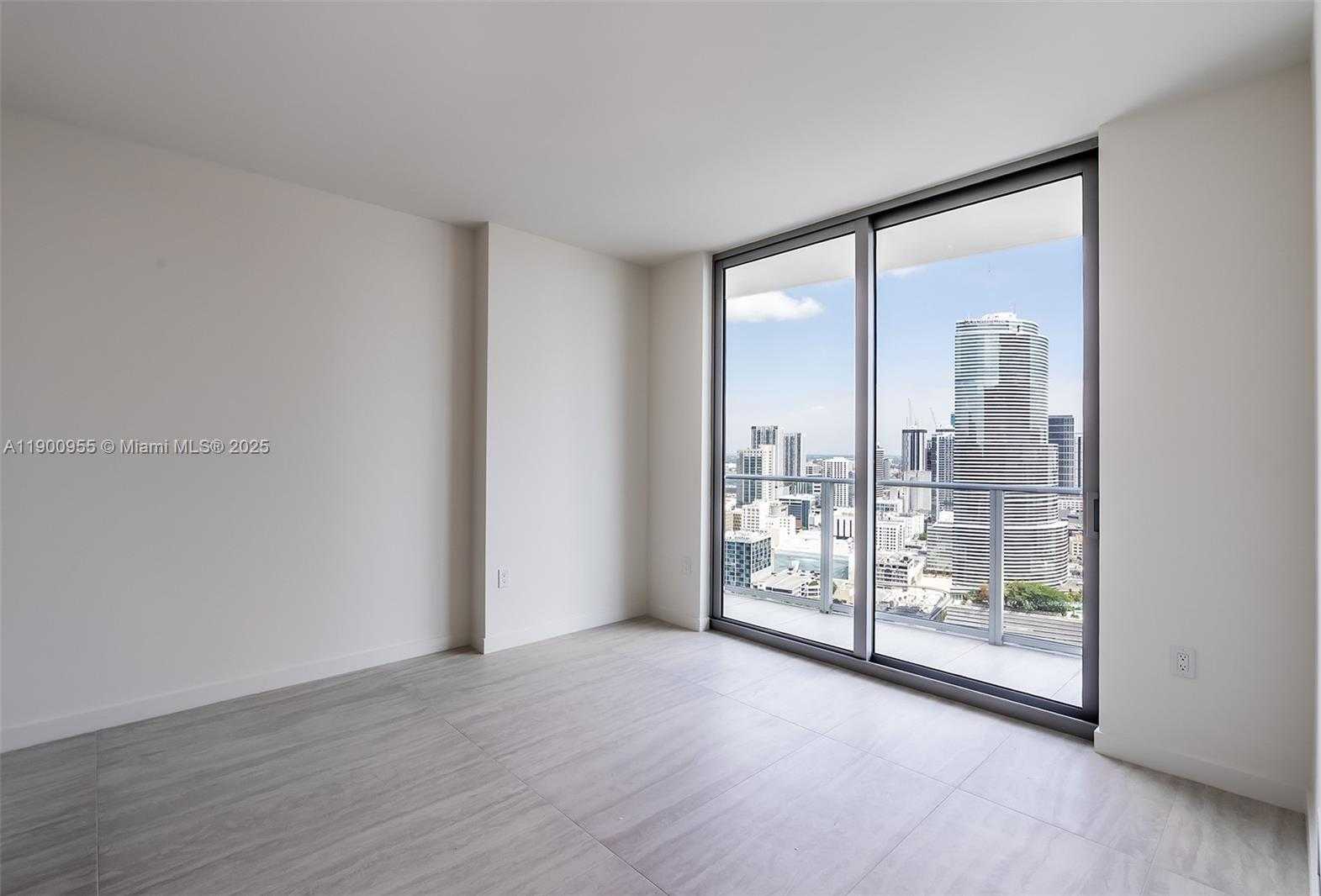 Small Image of 77 SOUTH EAST 5TH STREET #2806, Miami Number 4