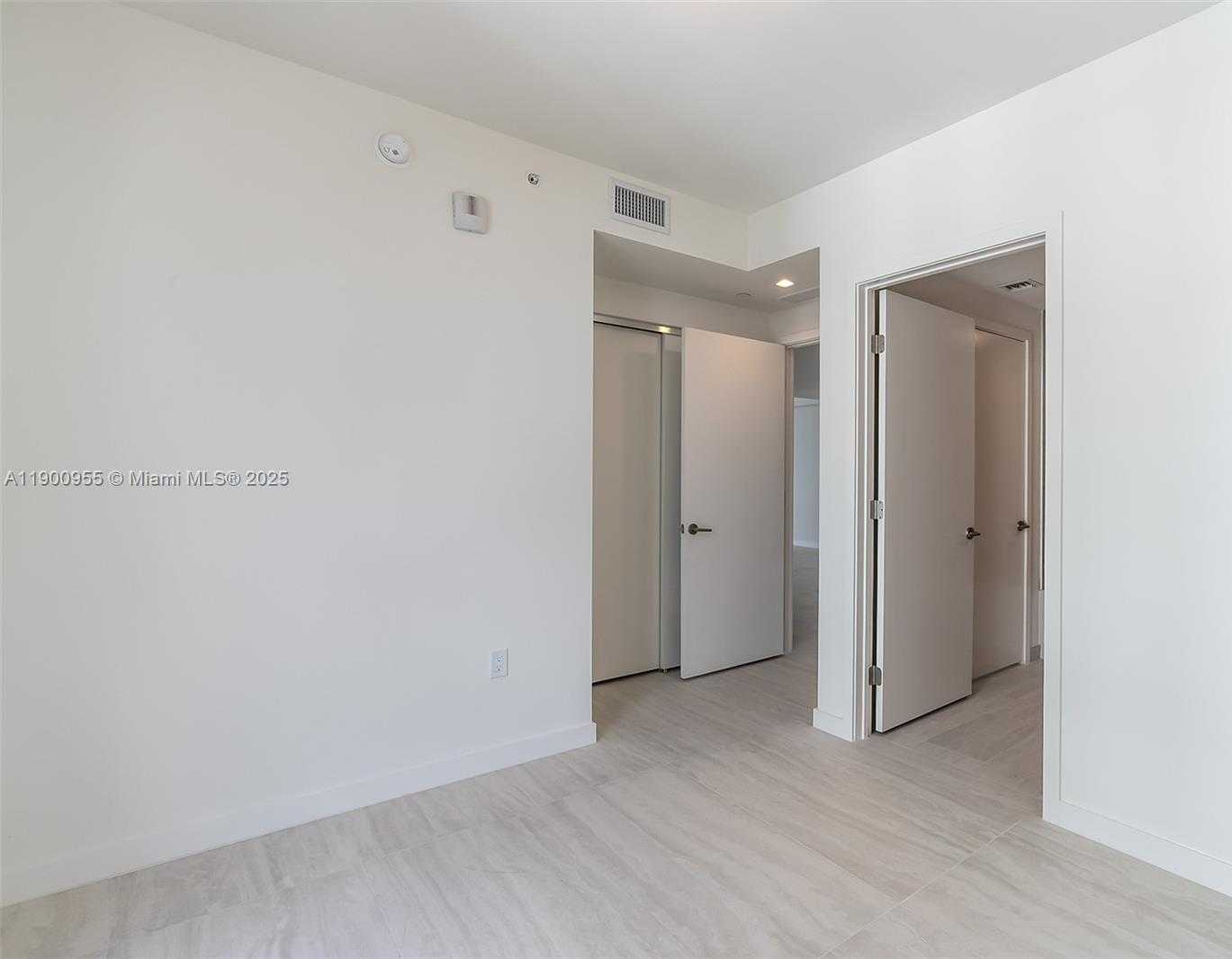 Small Image of 77 SOUTH EAST 5TH STREET #2806, Miami Number 9