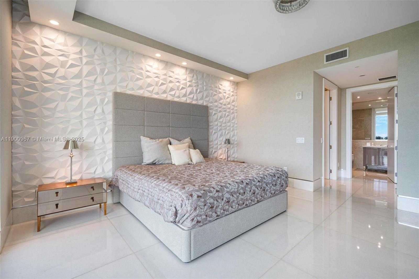 Small Image of 9349 COLLINS AVE #503, Surfside Number 19