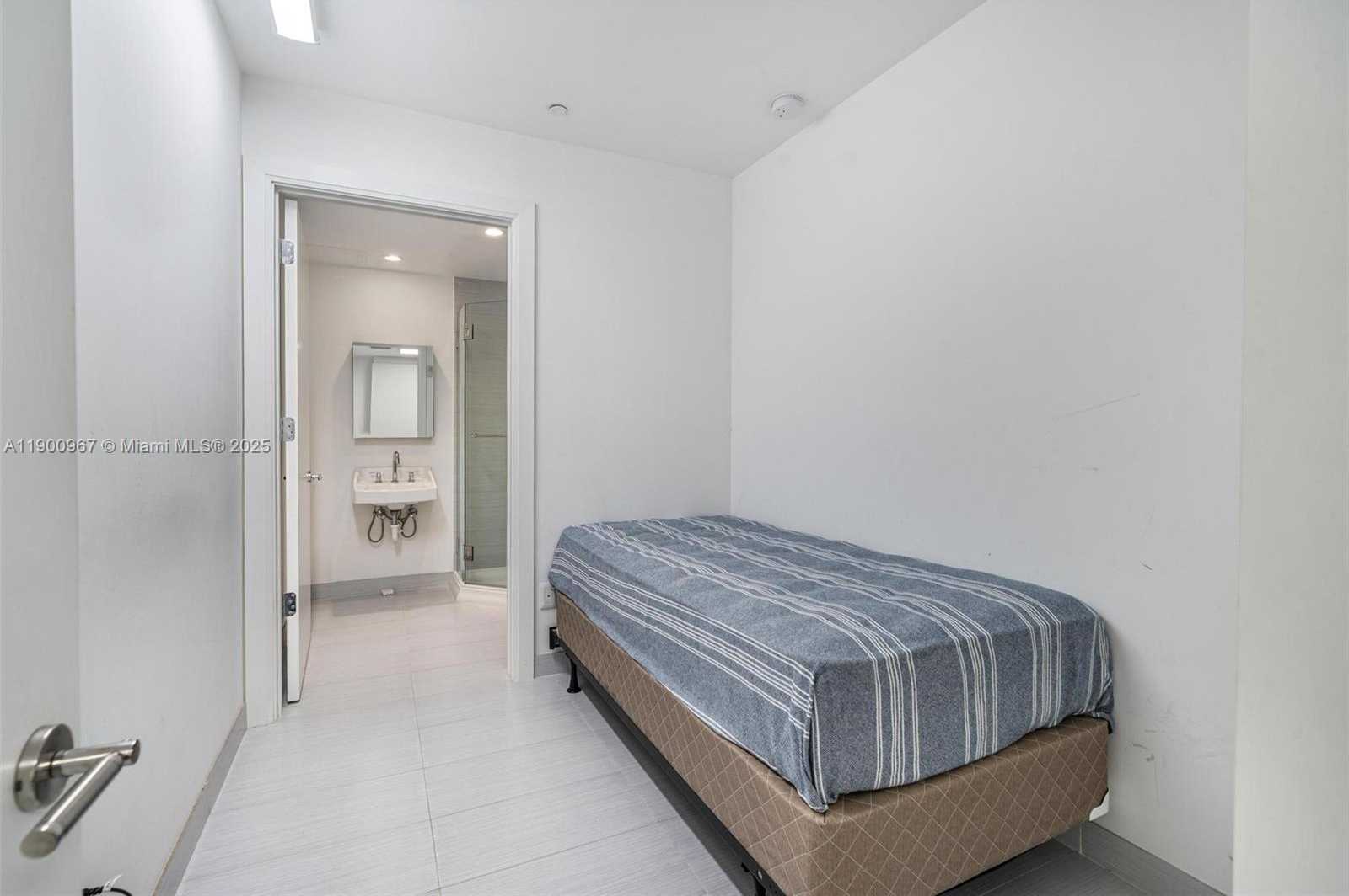 Small Image of 9349 COLLINS AVE #503, Surfside Number 26