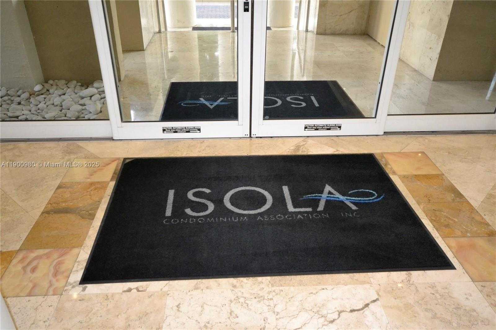 Small Image of 770 SOUTH CLAUGHTON ISLAND DR #1004, Miami Number 17