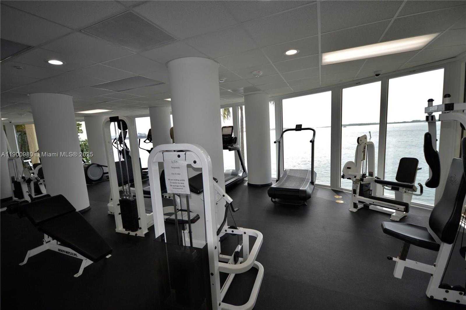 Small Image of 770 SOUTH CLAUGHTON ISLAND DR #1004, Miami Number 22