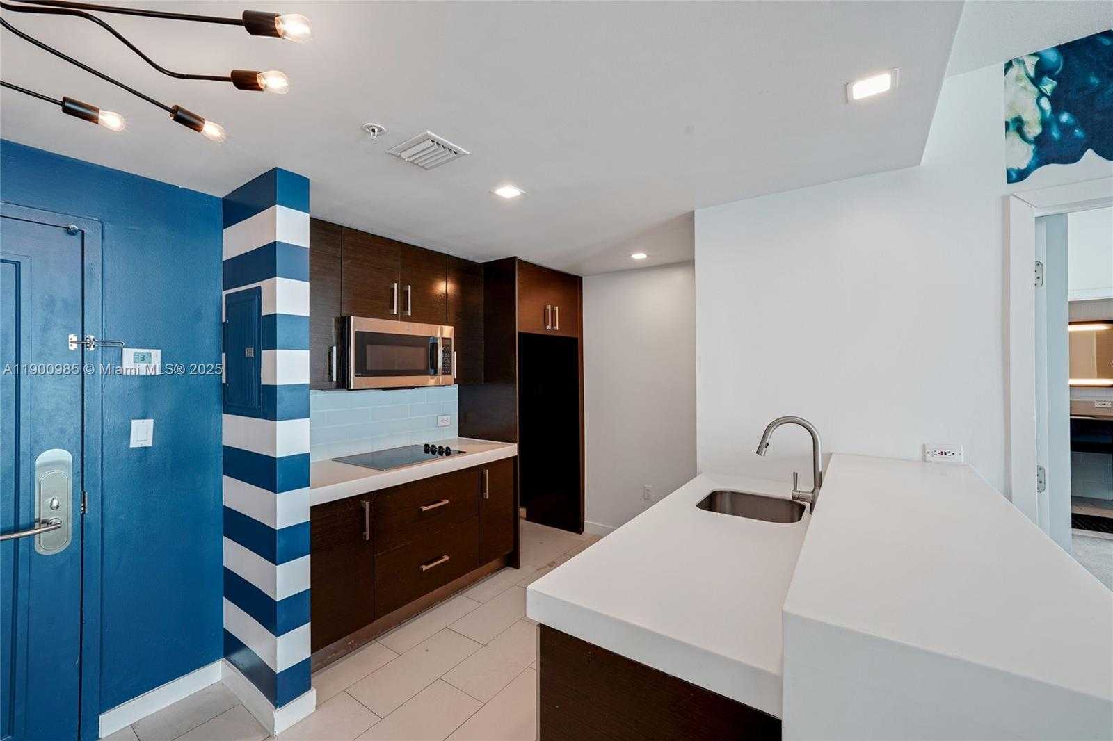 Small Image of 17315 COLLINS AVE #2008, Sunny Isles Beach Number 4