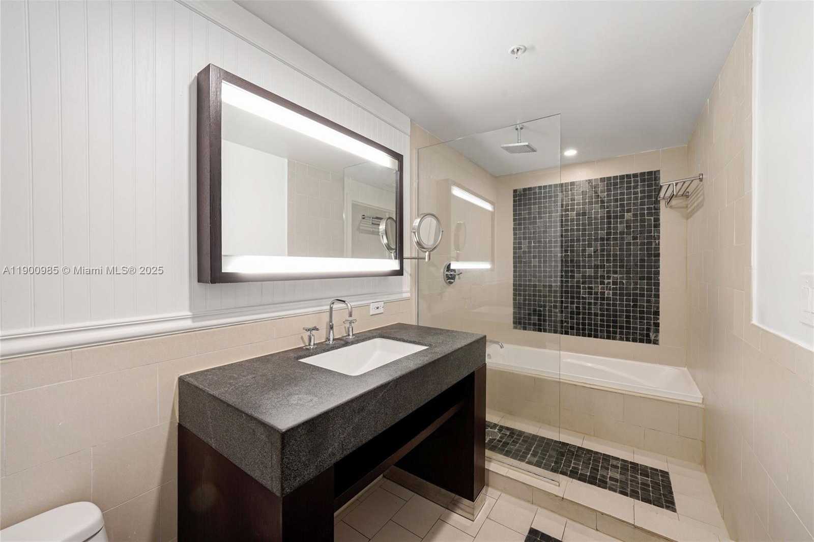 Small Image of 17315 COLLINS AVE #2008, Sunny Isles Beach Number 9