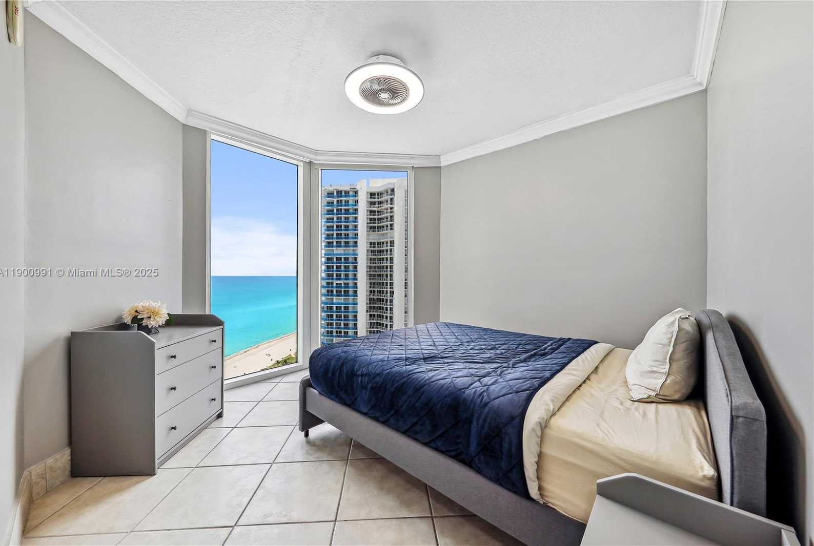 Small Image of 16699 COLLINS AVE #2009, Sunny Isles Beach Number 5