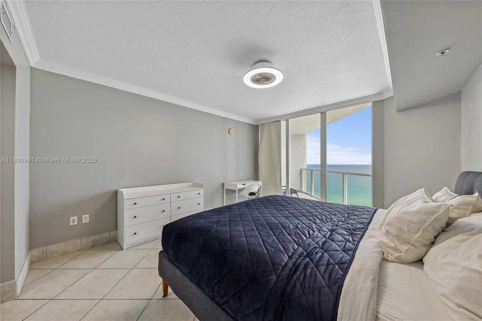 Small Image of 16699 COLLINS AVE #2009, Sunny Isles Beach Number 6