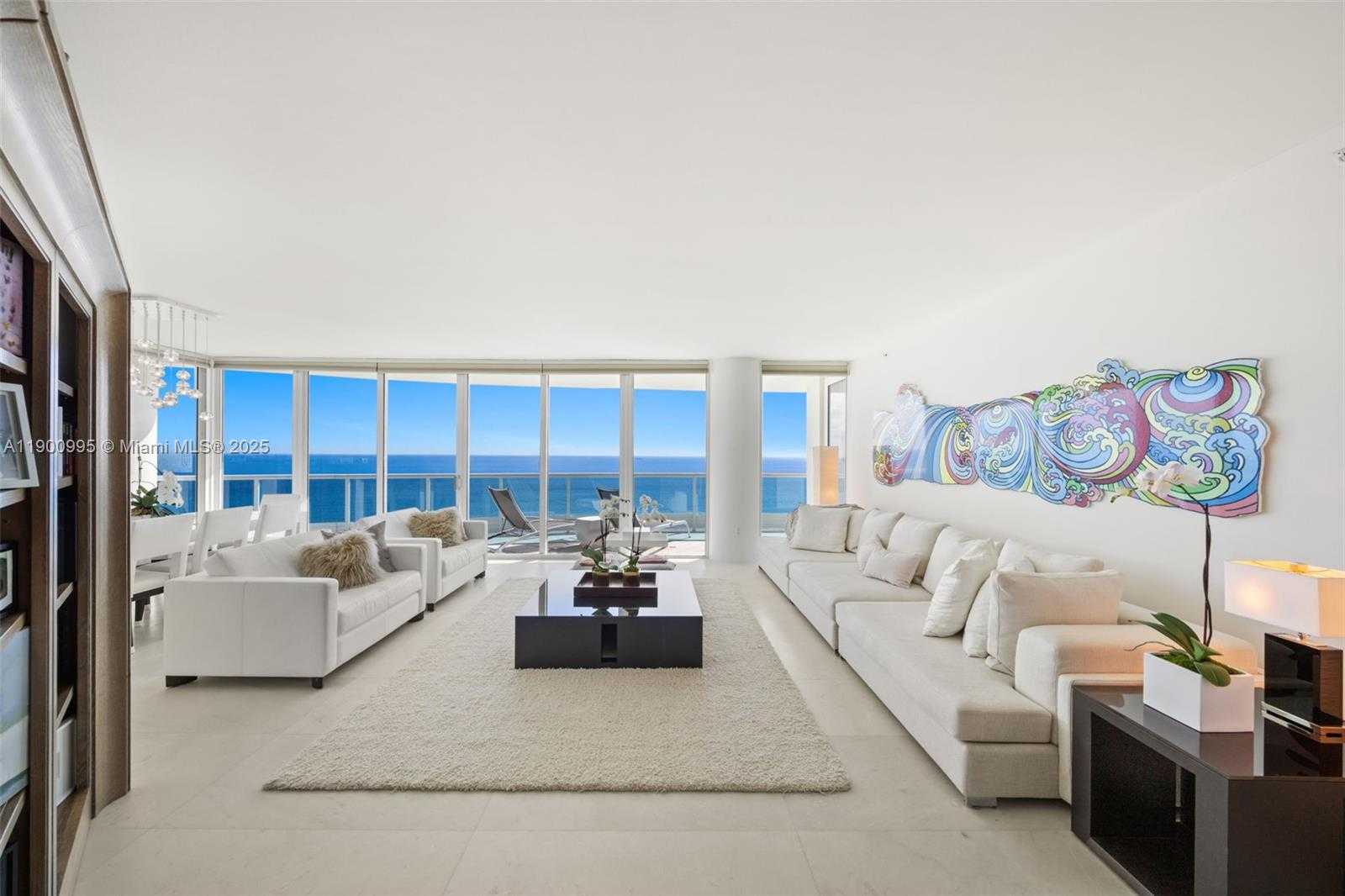 Small Image of 5025 COLLINS AVE #2409, Miami Beach Number 4