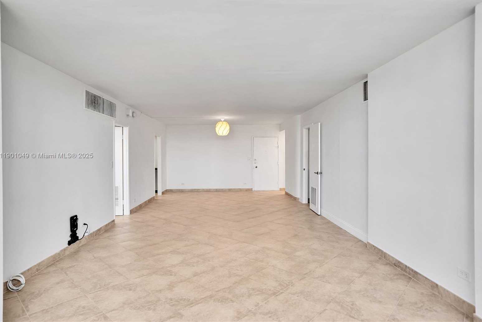 Small Image of 5005 COLLINS AVE #607, Miami Beach Number 10