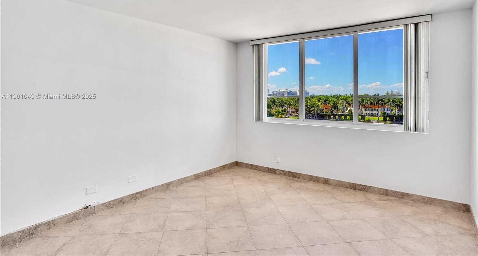 Small Image of 5005 COLLINS AVE #607, Miami Beach Number 16