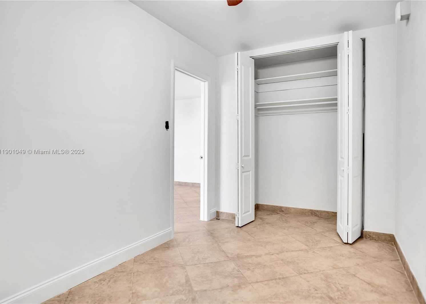 Small Image of 5005 COLLINS AVE #607, Miami Beach Number 25