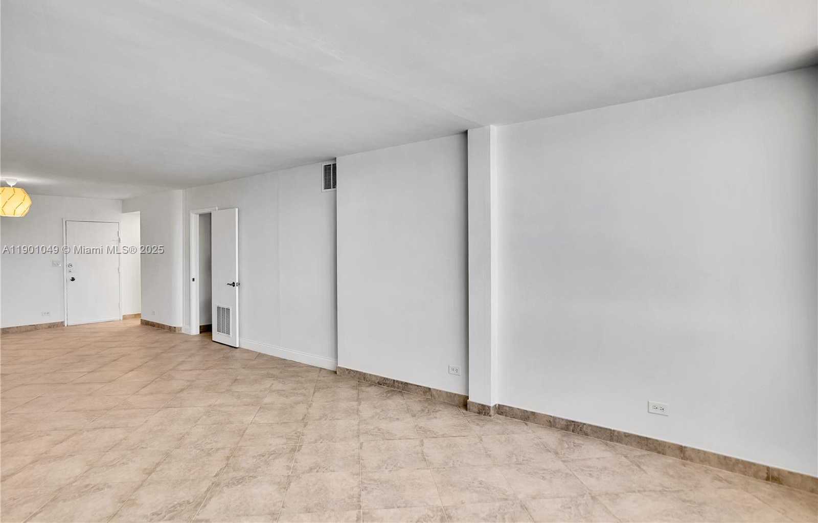 Small Image of 5005 COLLINS AVE #607, Miami Beach Number 9