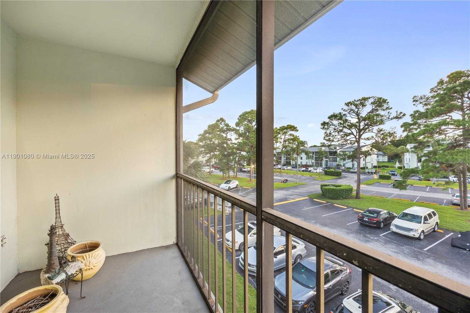 Small Image of 3636 ALDER DR #D3, West Palm Beach Number 10