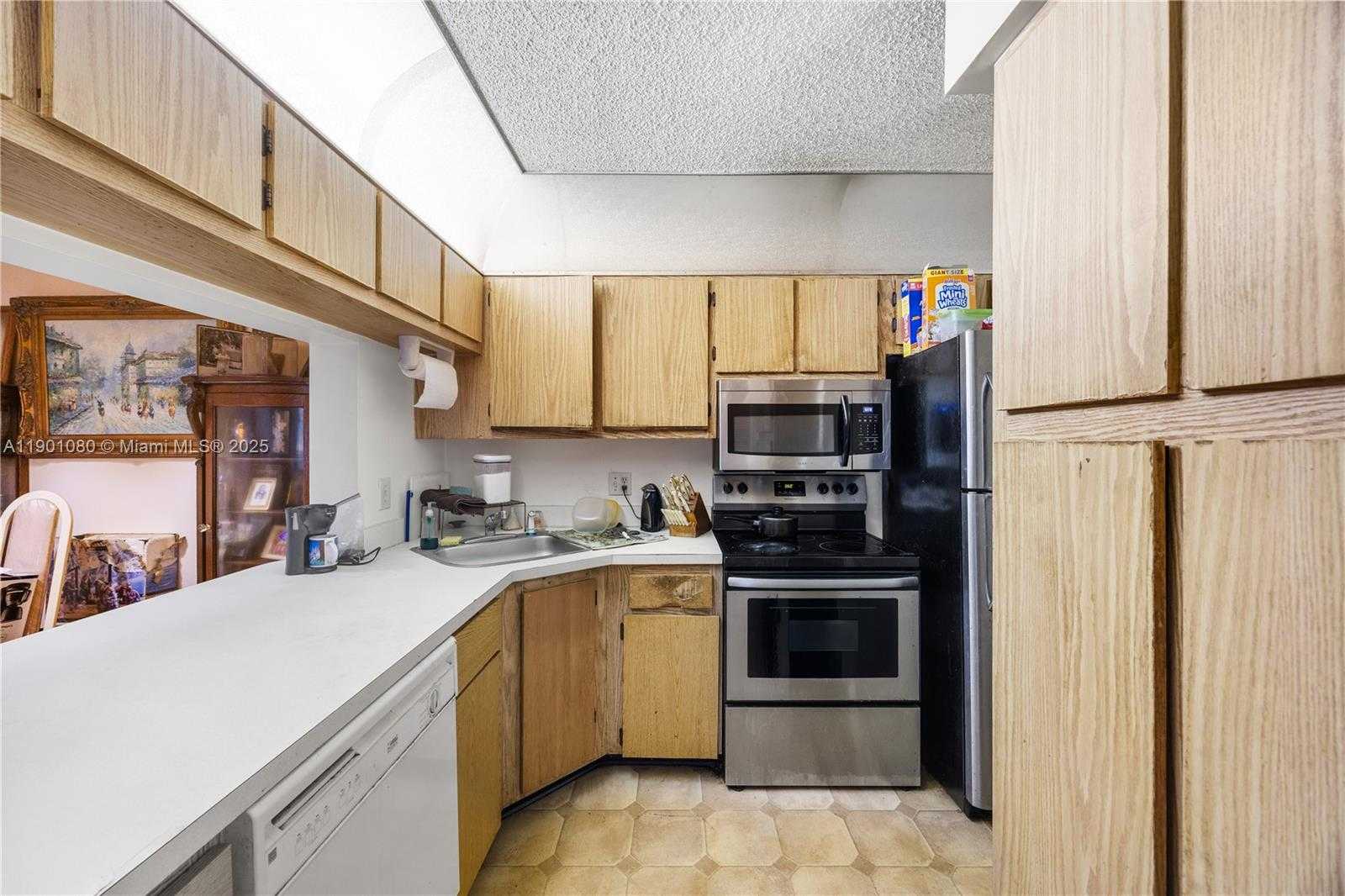 Small Image of 3636 ALDER DR #D3, West Palm Beach Number 12