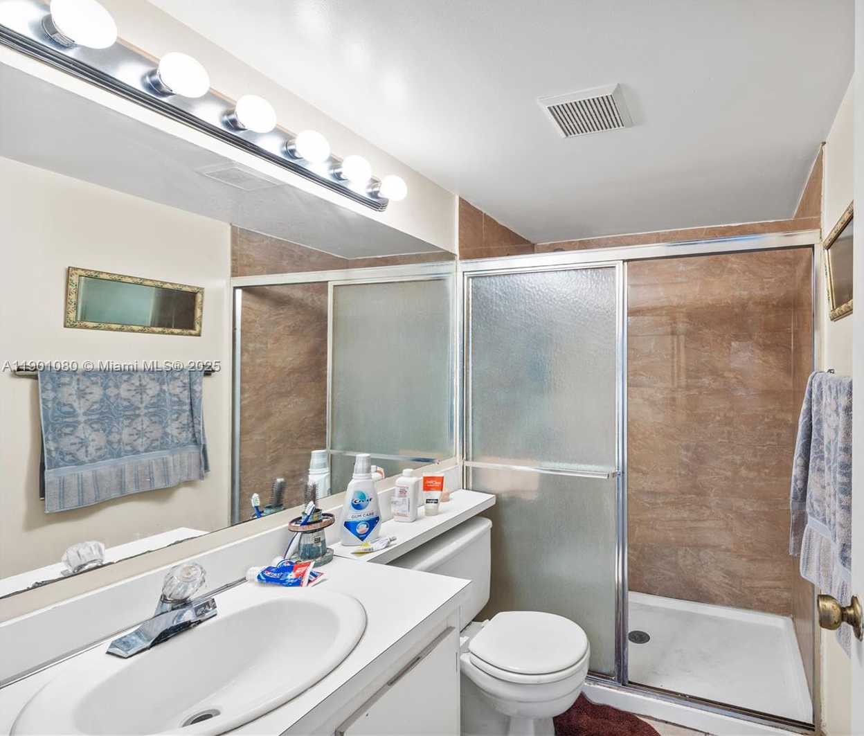 Small Image of 3636 ALDER DR #D3, West Palm Beach Number 21