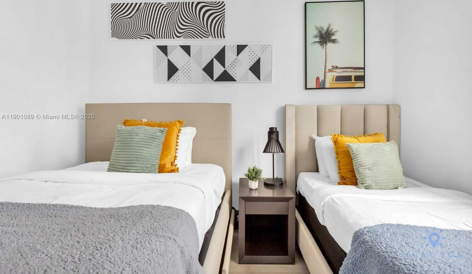 Small Image of 4010 SOUTH OCEAN DR #R1709, Hollywood Number 11