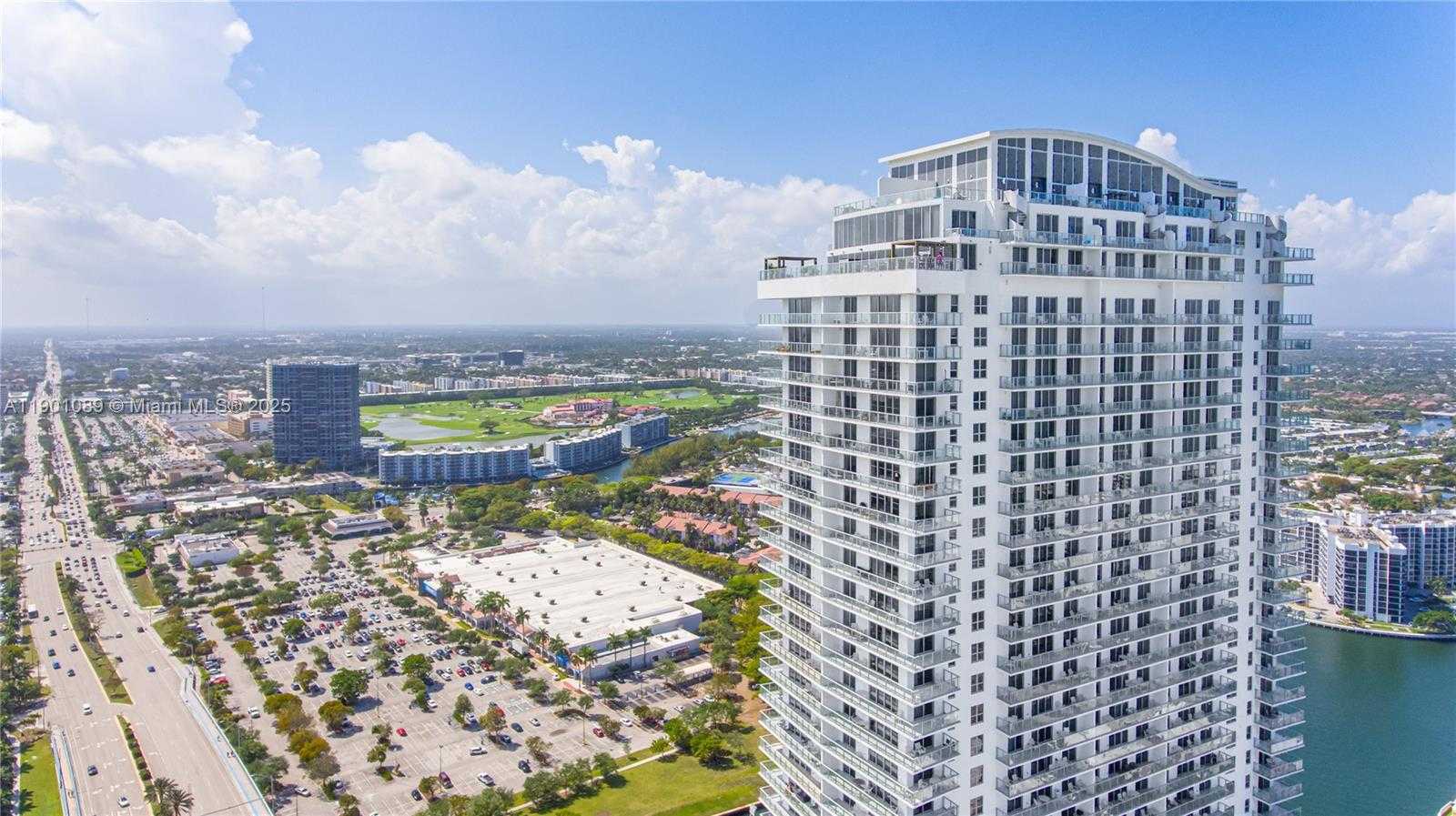 Small Image of 4010 SOUTH OCEAN DR #R1709, Hollywood Number 2