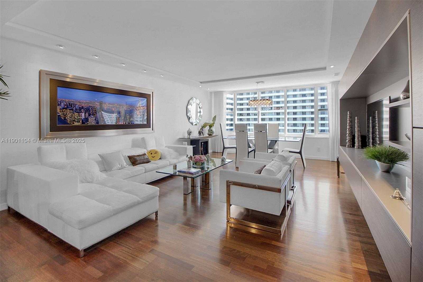 Small Image of 5600 COLLINS AVE #9E, Miami Beach Number 16