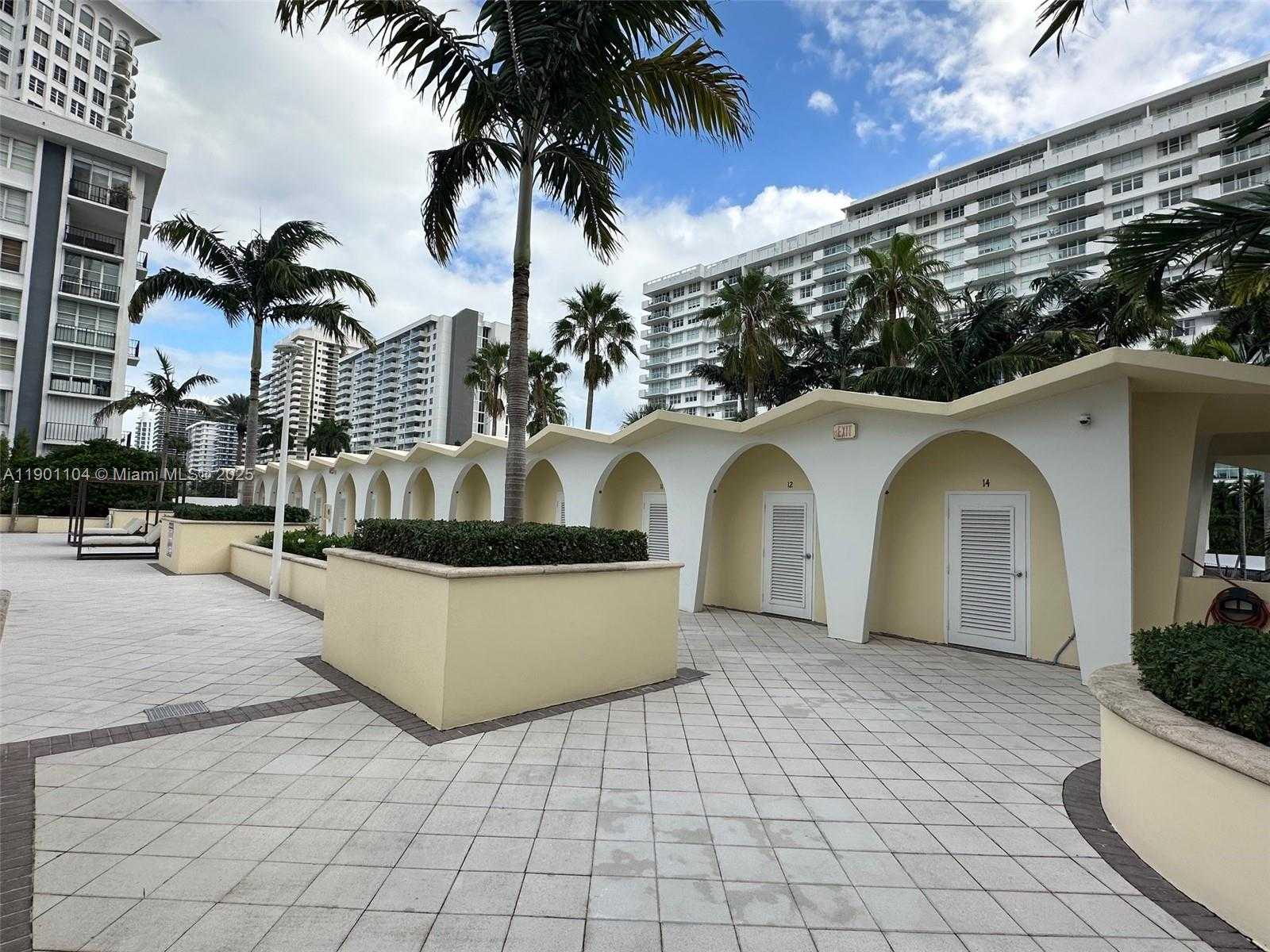 Small Image of 5600 COLLINS AVE #9E, Miami Beach Number 47
